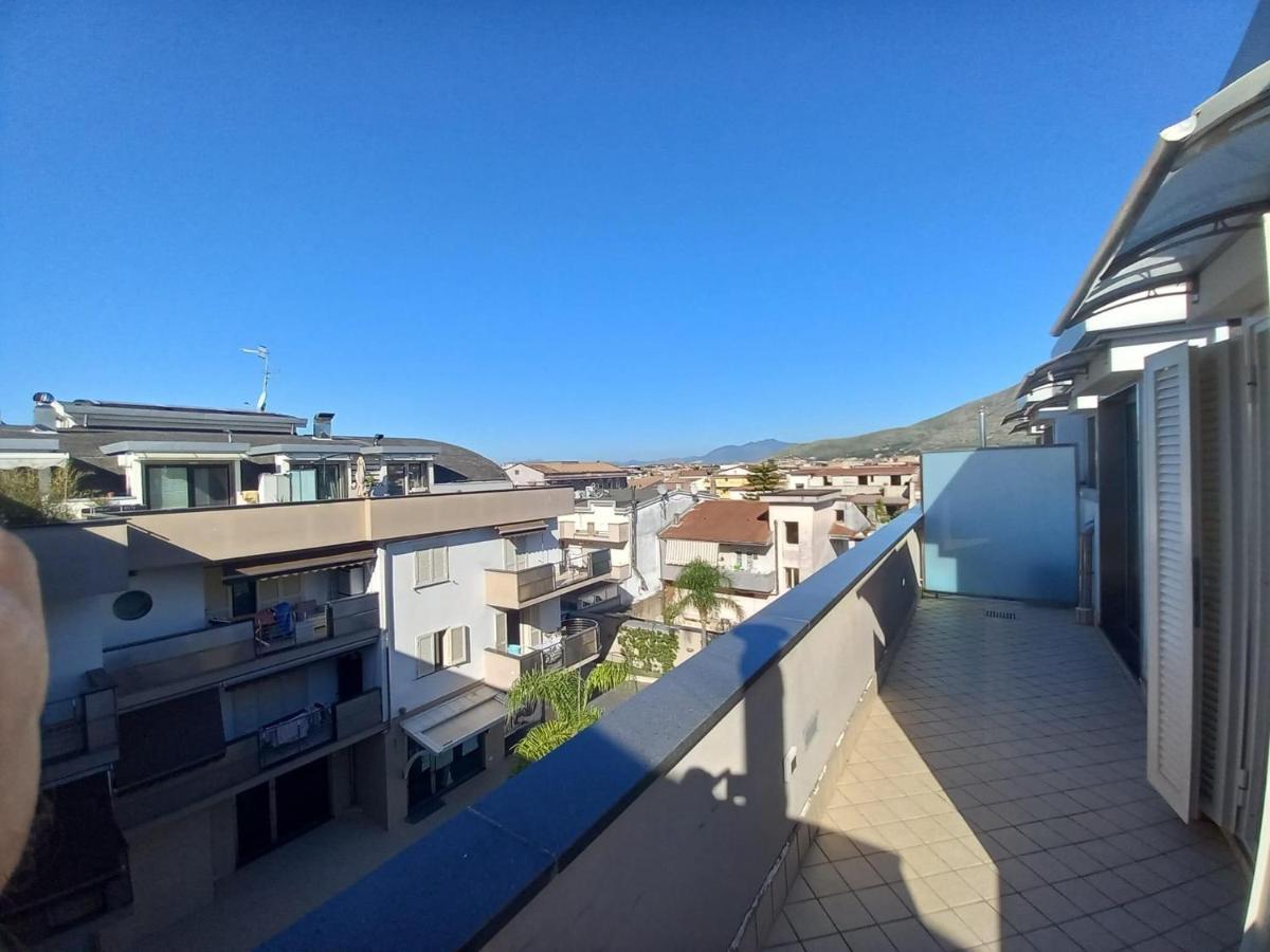 Casa Vacanza Lareggia Con Garage San Prisco Luaran gambar
