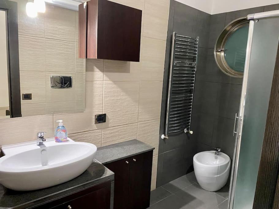Casa Vacanza Lareggia Con Garage San Prisco Luaran gambar